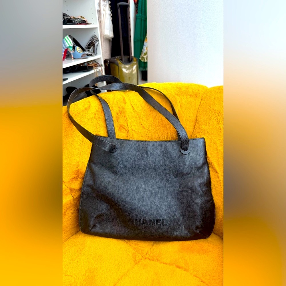 Chanel Black Vintage Classic  Leather Tote